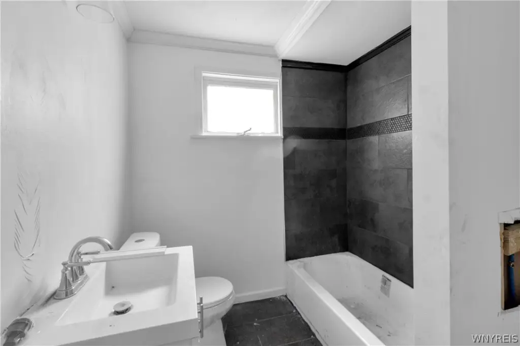 Picture 12