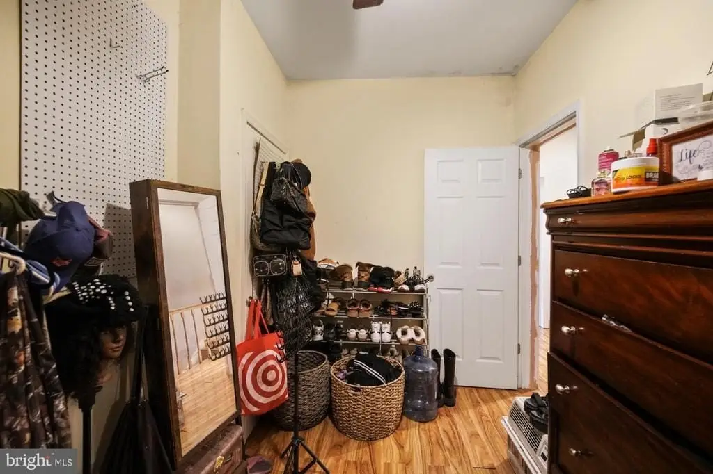 Picture 16