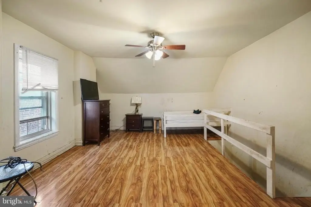 Picture 18