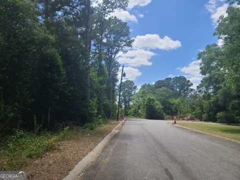 Macon Land Near Interstate