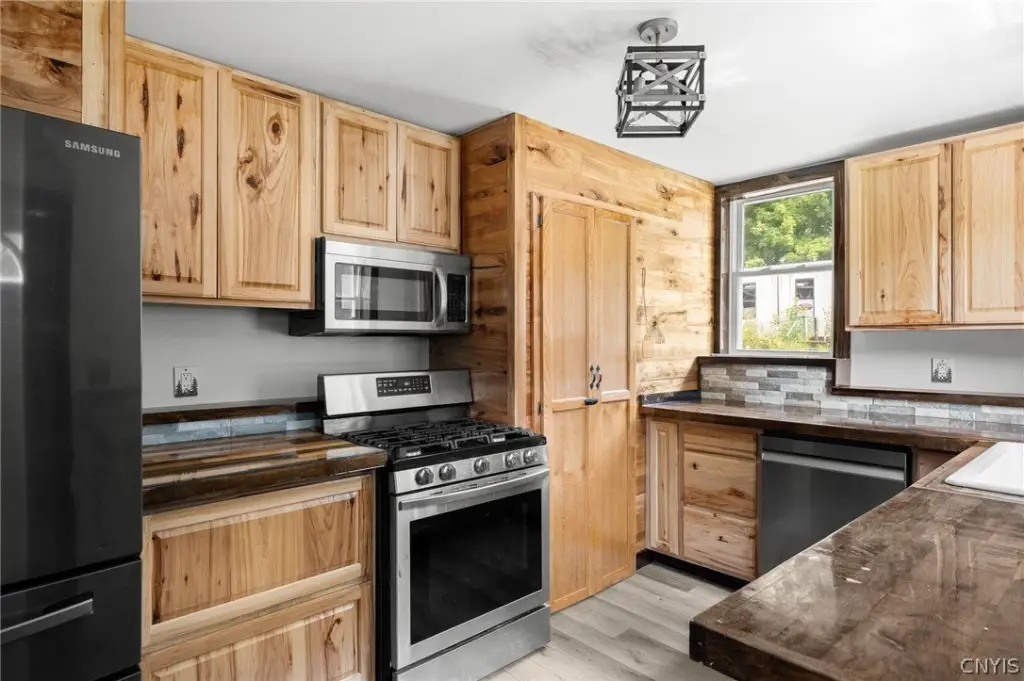 Picture 4