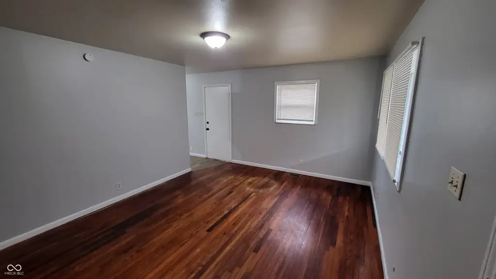 Picture 2
