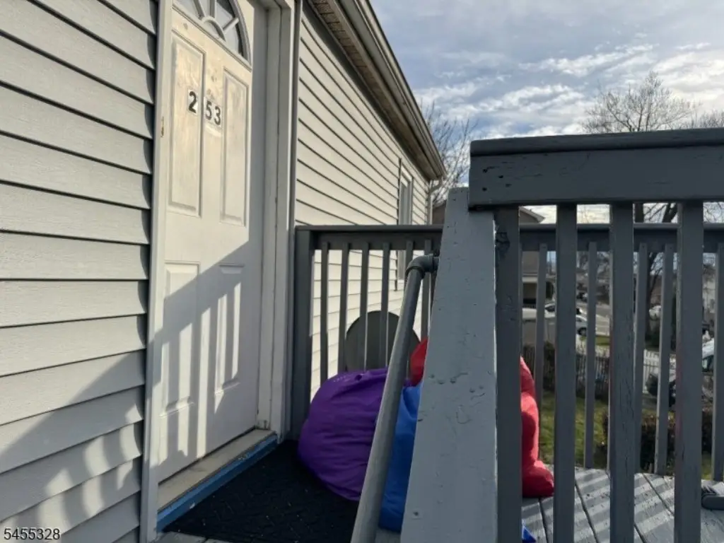Picture 19