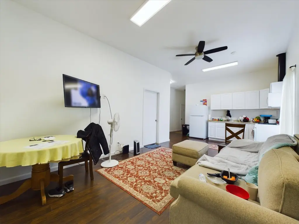 Picture 70
