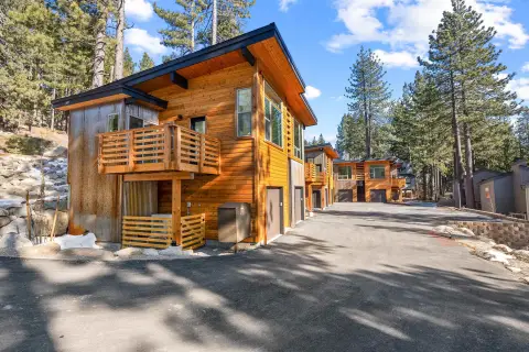 6-Unit Apartment Property
