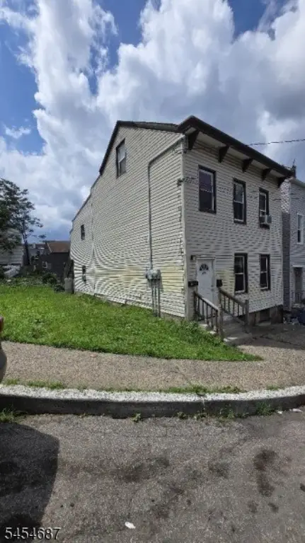Picture 4