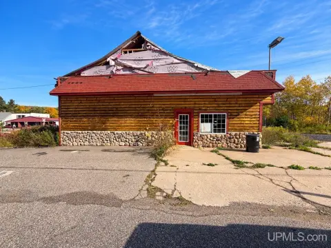 Commercial Building for Renovation