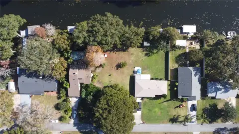 Waterfront Land in Tavares, Florida