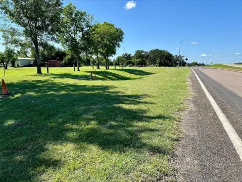 Prime Commercial Land in Marlin, TX