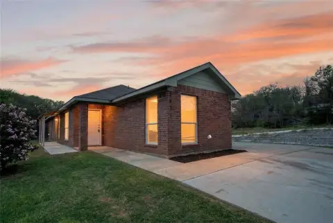 Renovated Duplex in Fort Worth