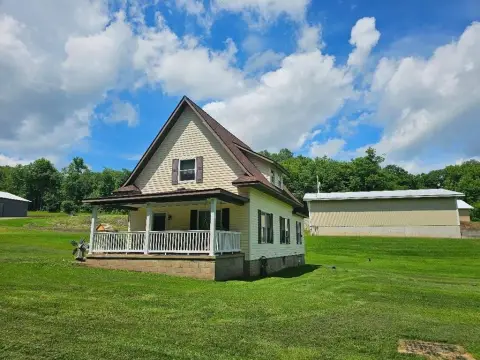 Coudersport Commercial/Residential Property on Acres