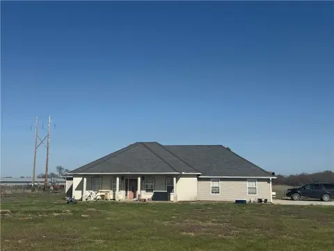 Layer Farm with Hen Houses