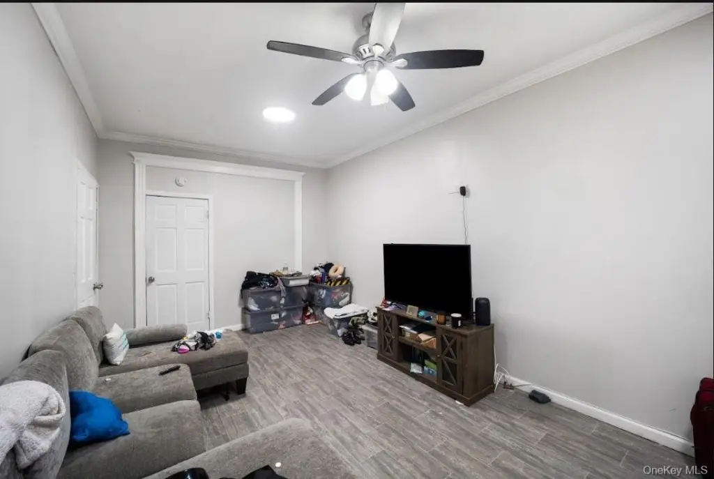 Picture 16