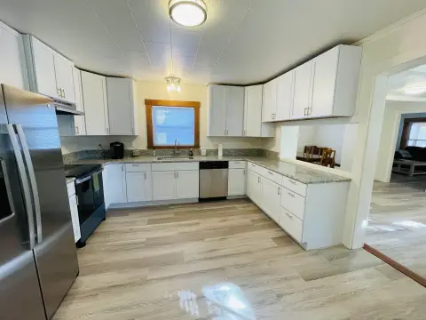 Laconia Live/Work Commercial Opportunity