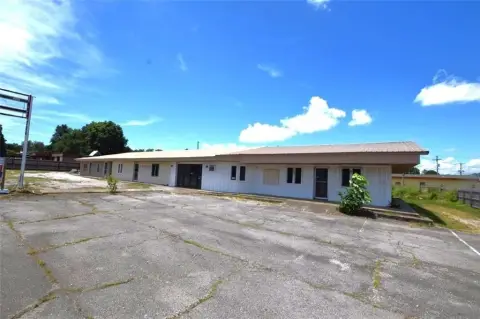 Versatile Mixed-Use Property, Stilwell, OK