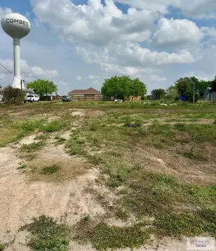Residential Lot in Combes, TX