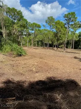 Residential Land in St James City