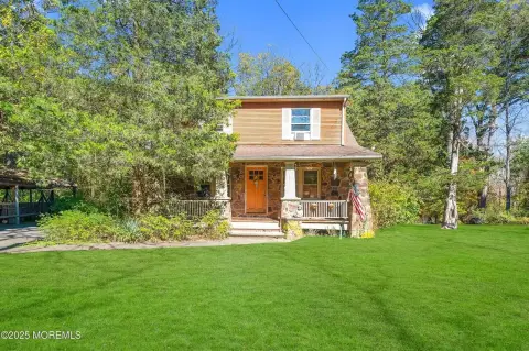 Spacious Live-Work Property on 2.32 Acres