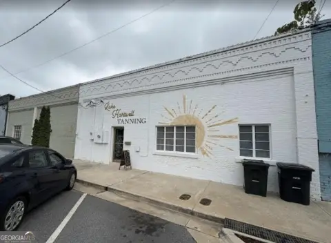 Historic Downtown Hartwell Retail Opportunity