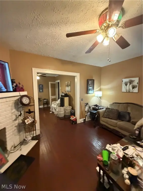 Picture 12