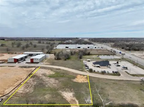 Prime Commercial Lot in Weatherford