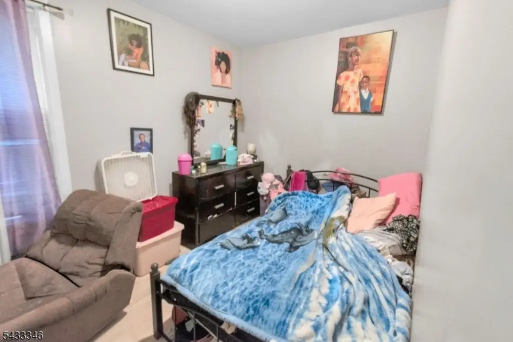 Picture 6