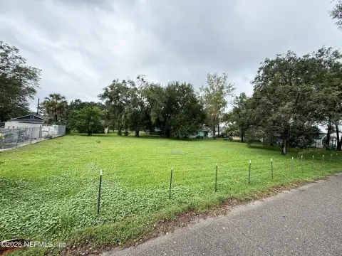 Industrial Land with Storage Garage