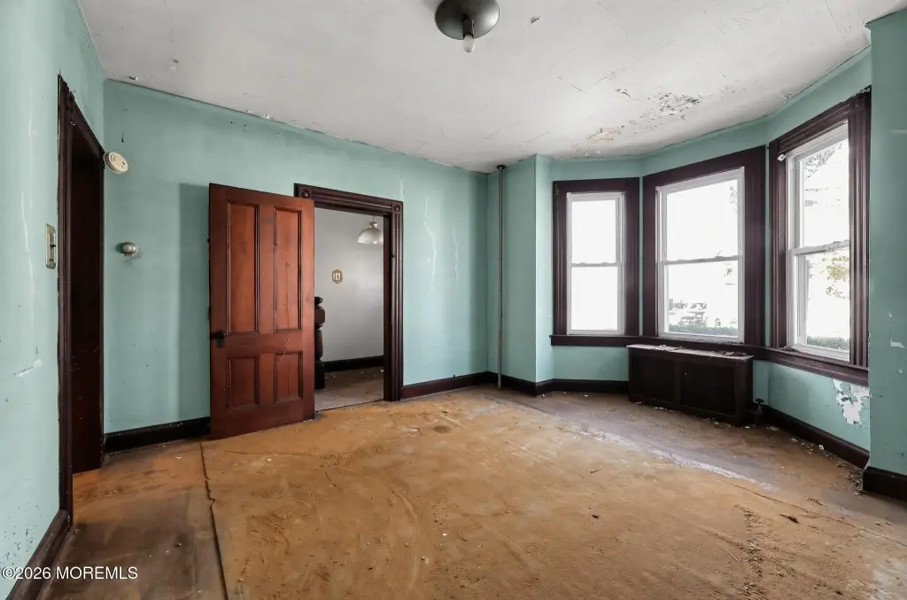 Picture 12