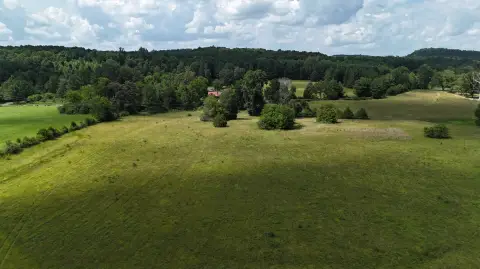 Buildable Pasture and Woodland Land