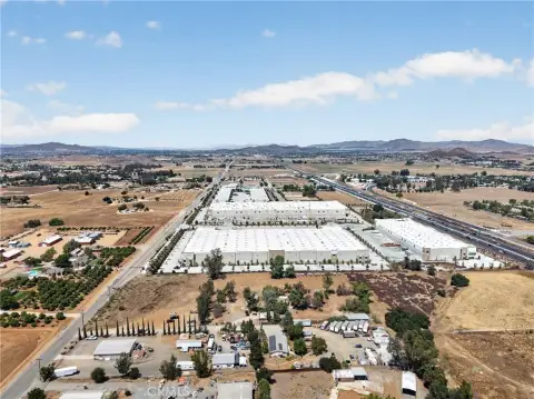 Commercial Land Near Freeway