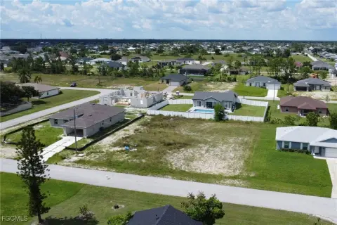 Oversized Lot in Cape Coral