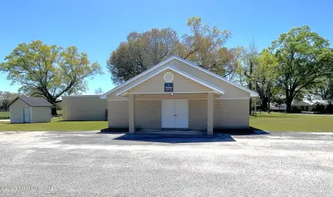 Lucedale Commercial Property For Sale