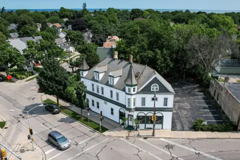 Bay View Landmark Opportunity