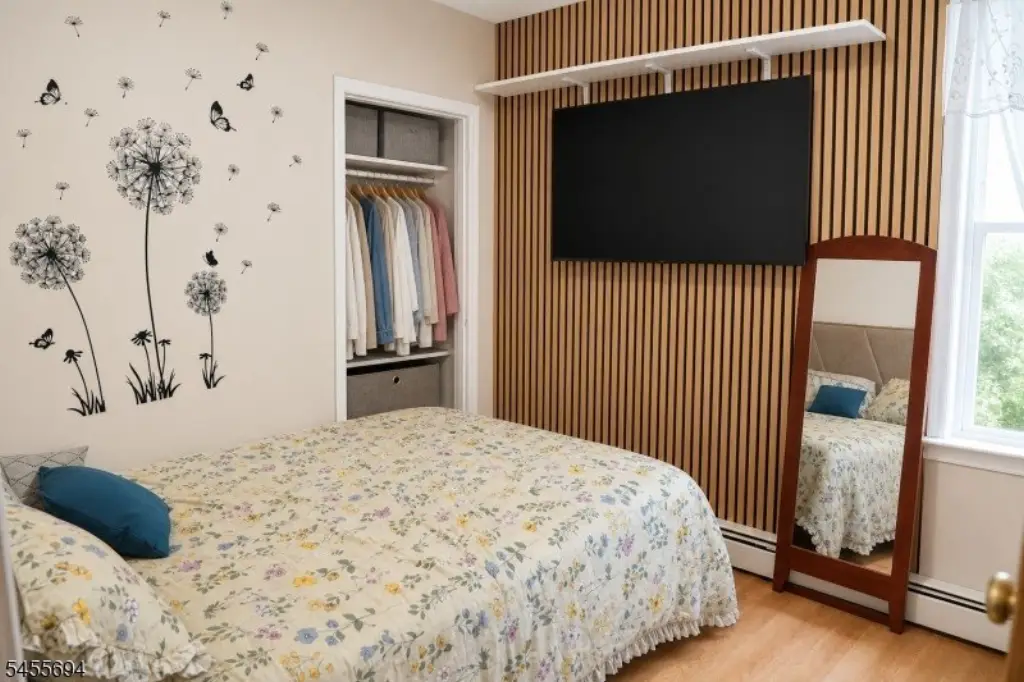 Picture 8