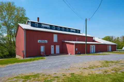 Versatile Warehouse in Timberville, Virginia