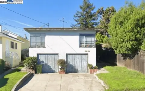 Oakland Duplex Opportunity