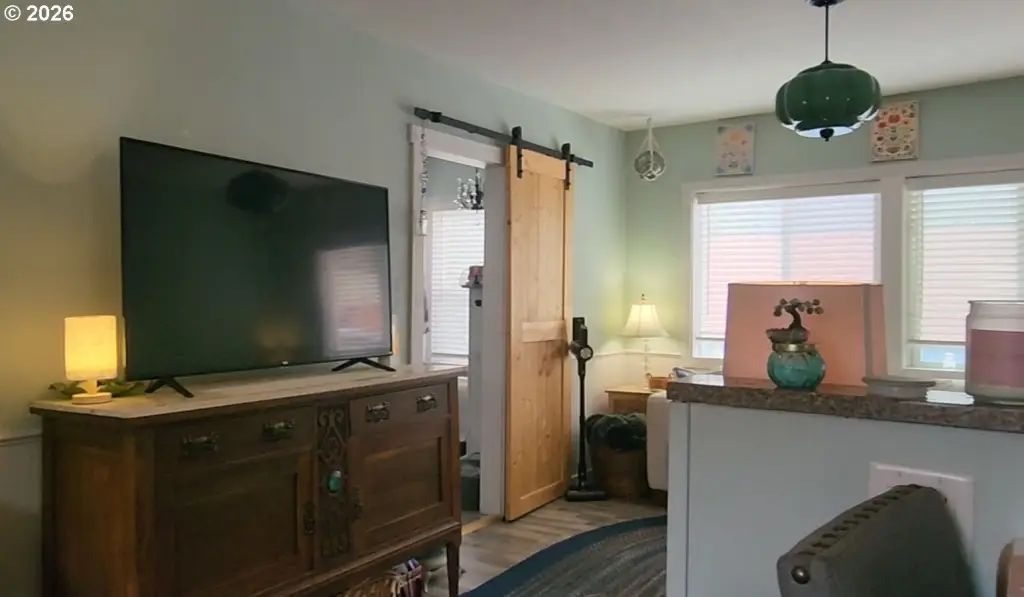 Picture 7