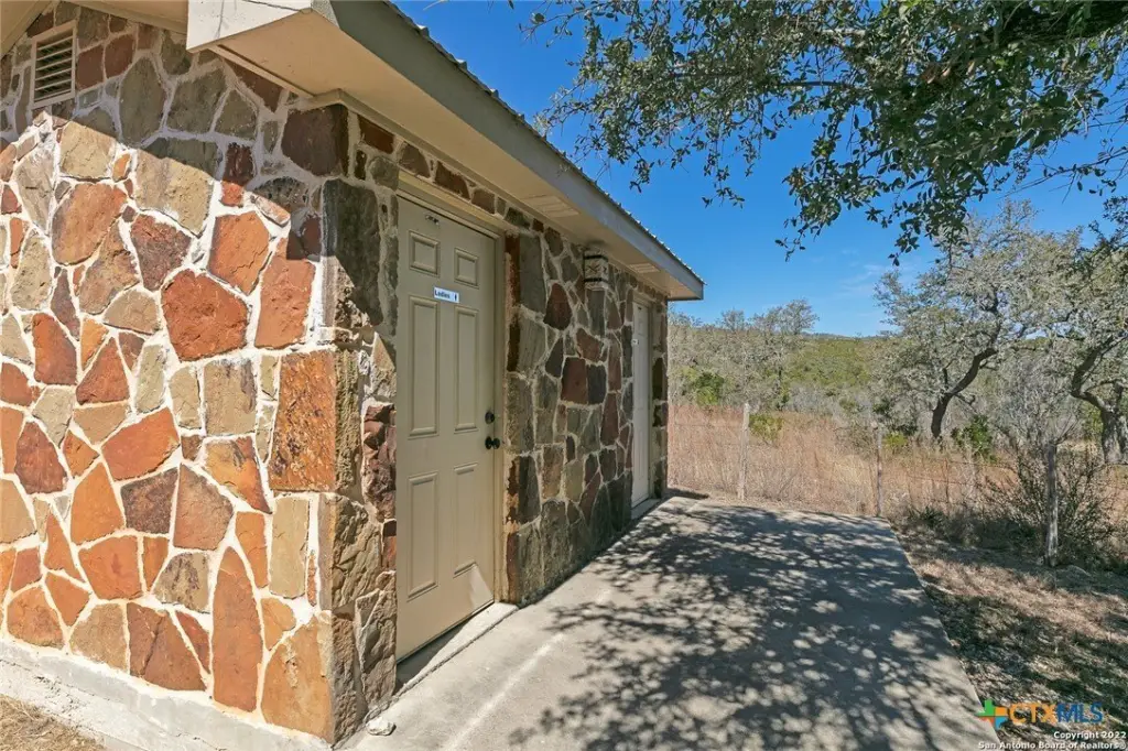 Picture 16