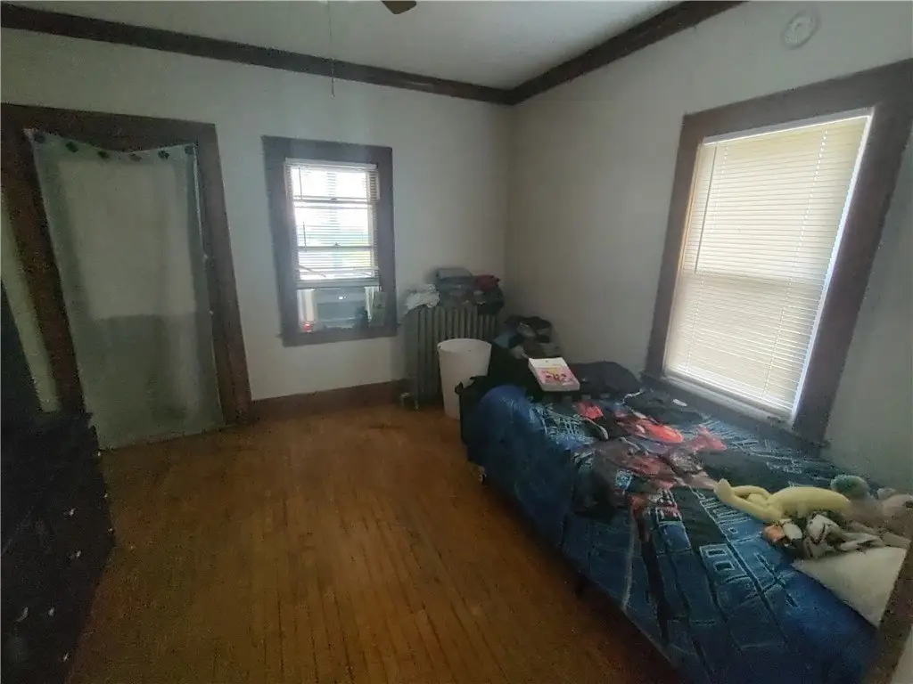 Picture 12