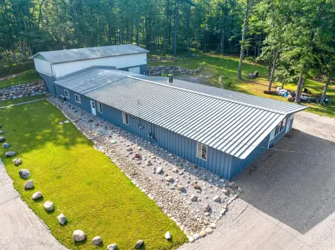 Versatile Commercial Property on 2 Acres