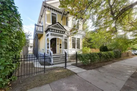Renovated Quadplex with Garage
