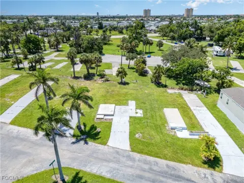 Fort Myers 55+ Community Land