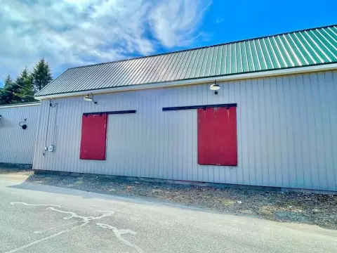 Warehouse with Loading Dock