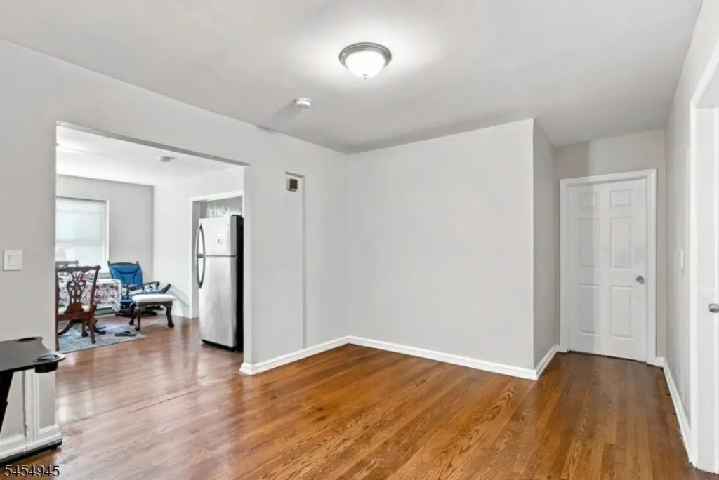 Picture 9