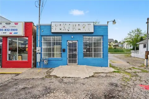Updated Storefront Property