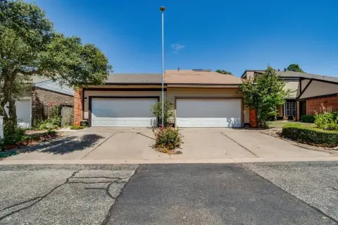Golf Course-Adjacent Duplex