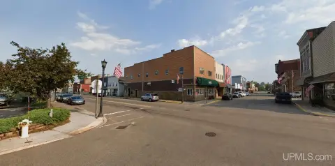 Mixed-Use Building with Restaurant