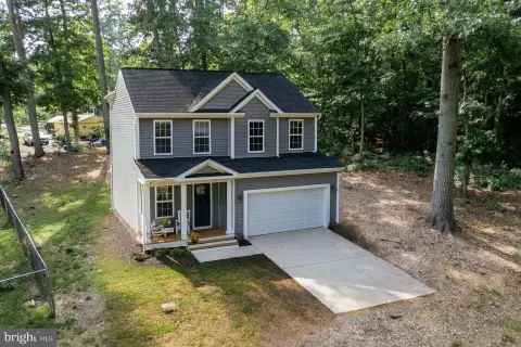 Buildable Wooded Lot in Williamstown