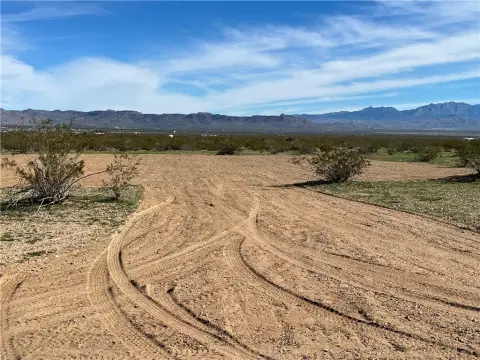 Golden Valley Land Parcel