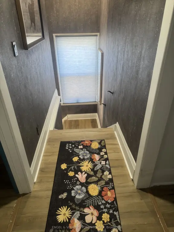 Picture 36